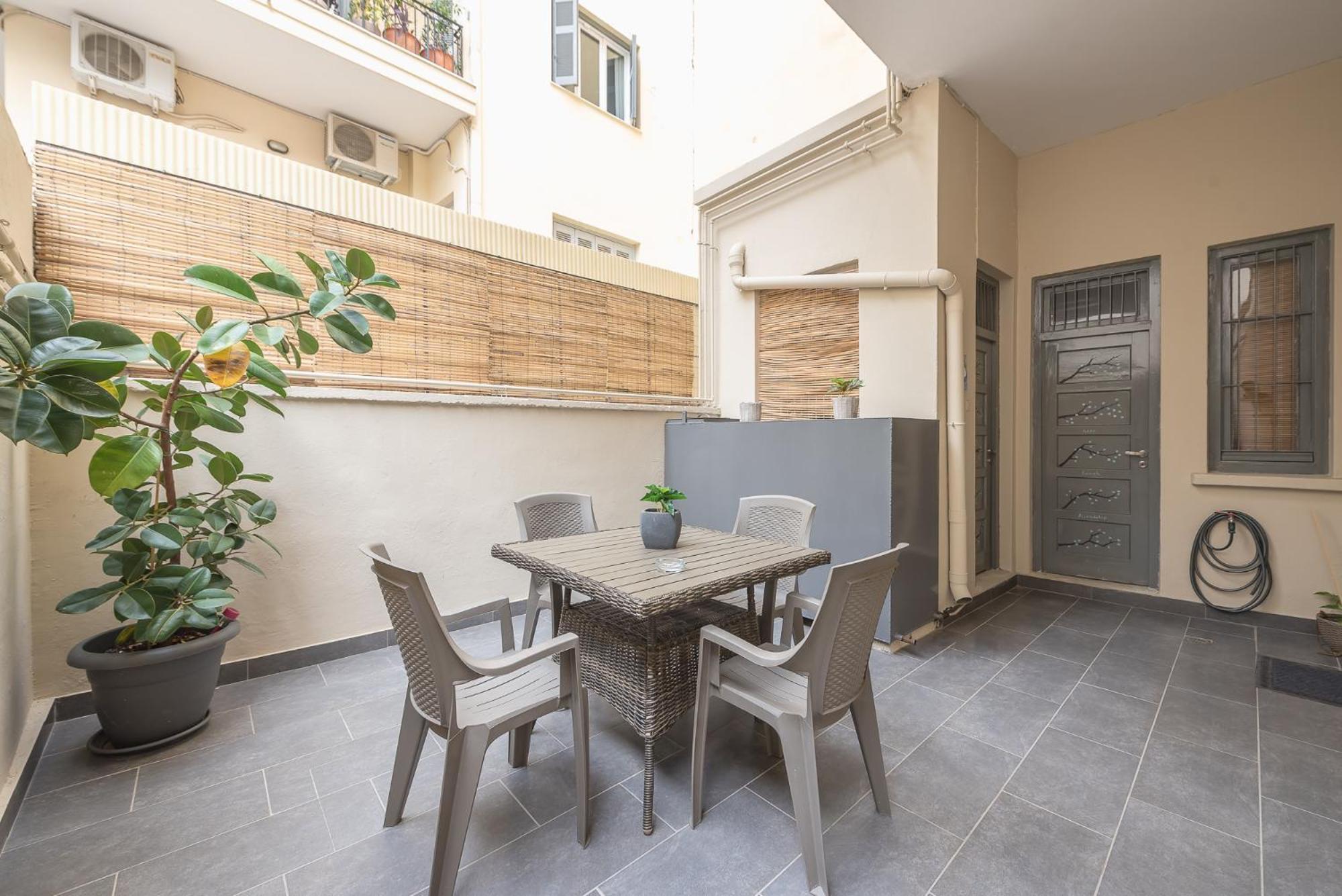 Peaceful And Comfy 2Ba In Athens Heart Apartment Exterior photo